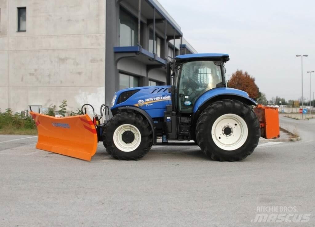 New Holland T7.190 Sniego peiliai ir valytuvai
