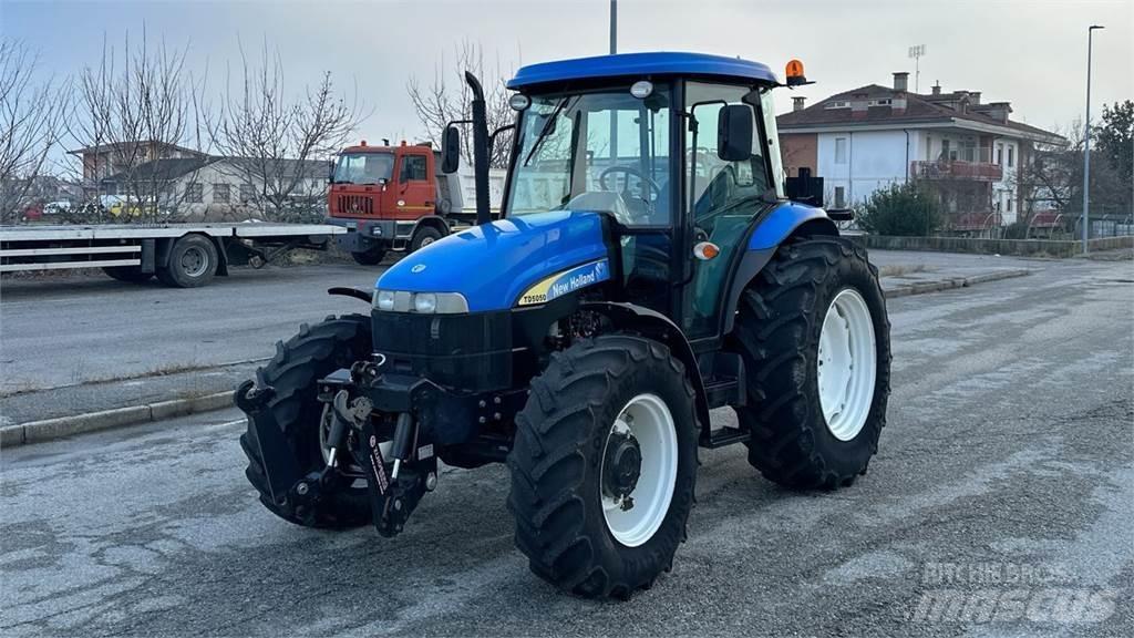 New Holland TD5050 4X4 Sniego peiliai ir valytuvai