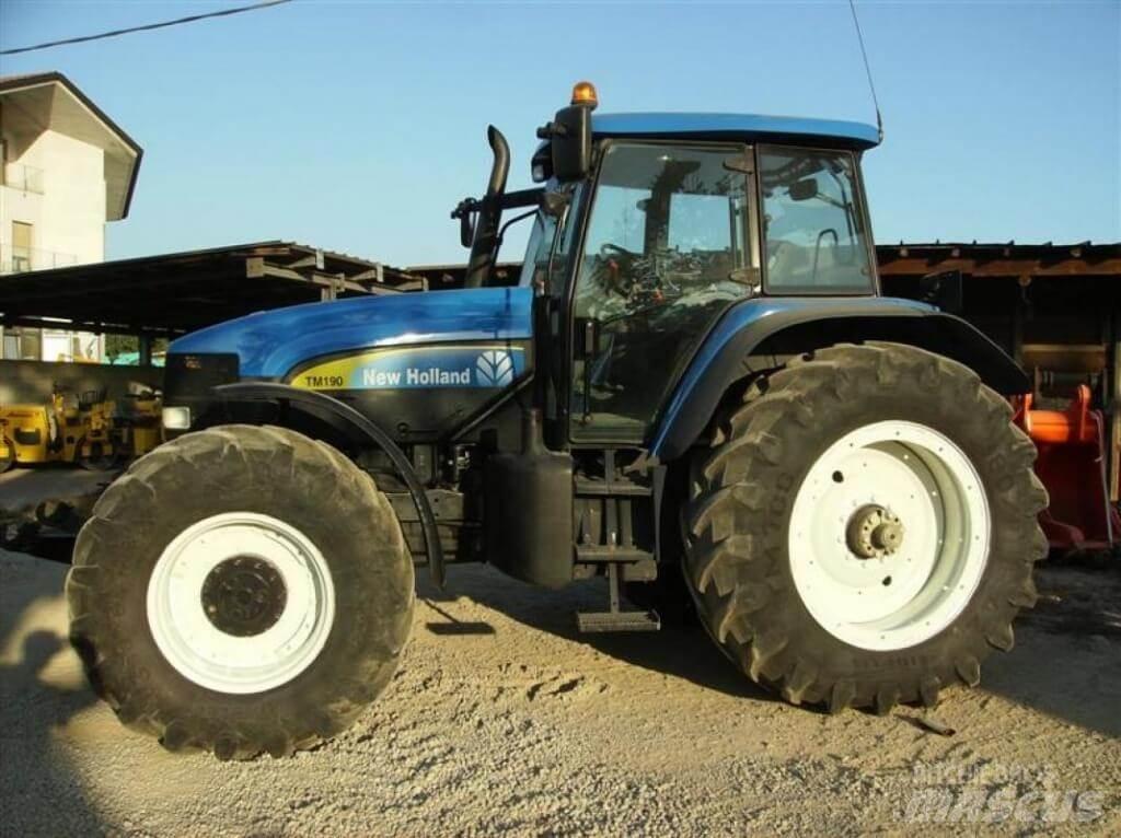 New Holland TM190 Sniego peiliai ir valytuvai