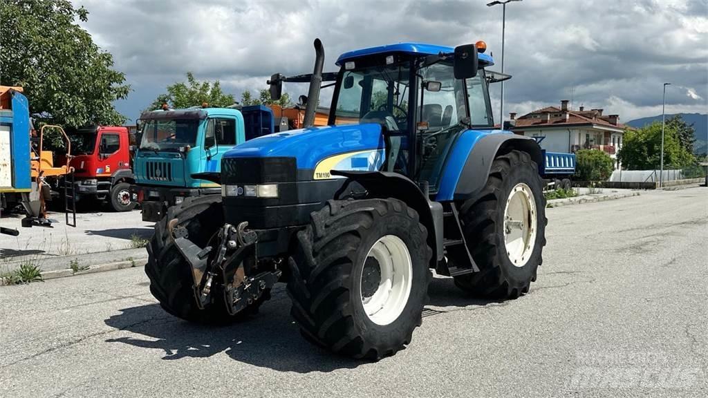 New Holland TM190 4X4 Sniego peiliai ir valytuvai