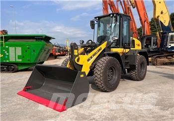 New Holland W110D Naudoti ratiniai krautuvai