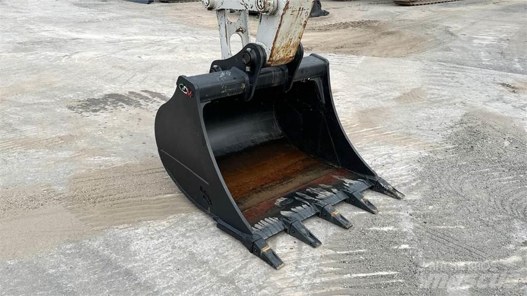 Takeuchi TB2150R Vidutinės galios ekskavatoriai 7-12 t