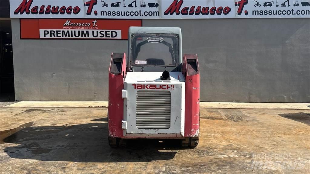 Takeuchi TL130 Krautuvai su šoniniu pasukimu
