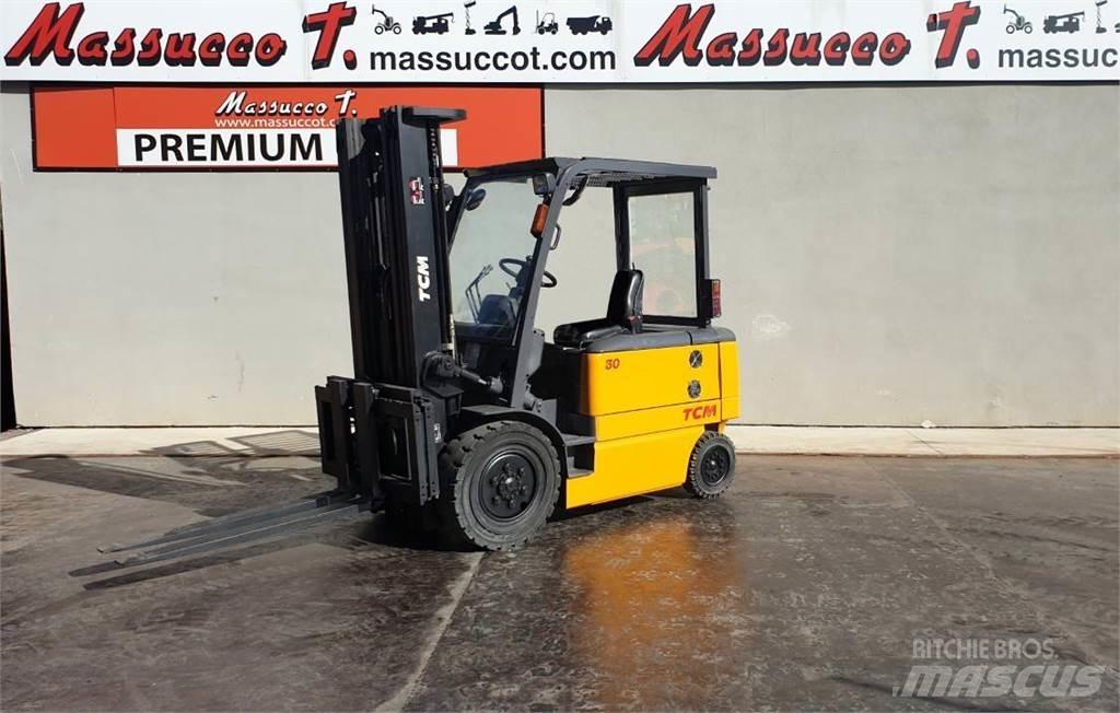 TCM FHB 30-6 Elektriniai šakiniai krautuvai