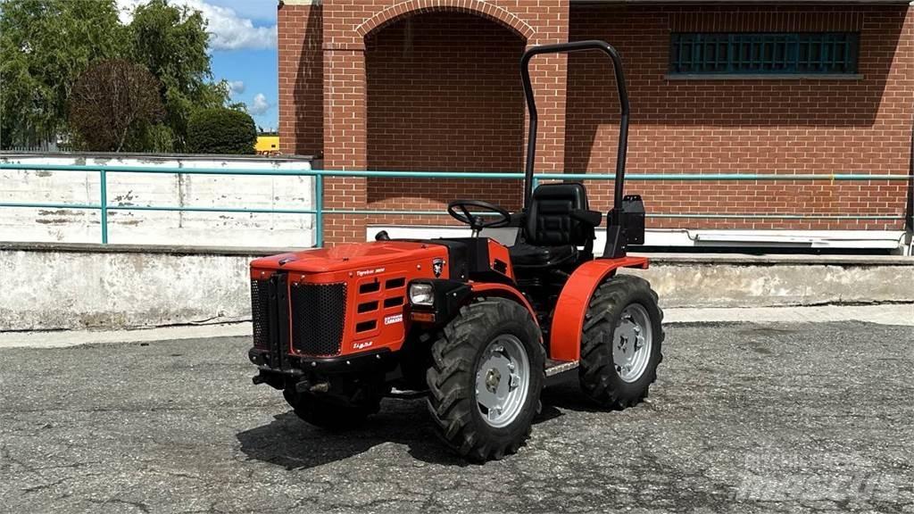  Tigretrac 3800 4x4 Sniego peiliai ir valytuvai