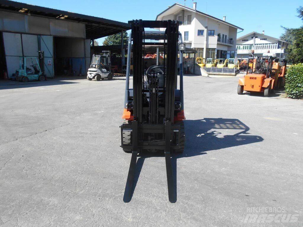 Toyota 02-7FDF18 Dyzeliniai krautuvai