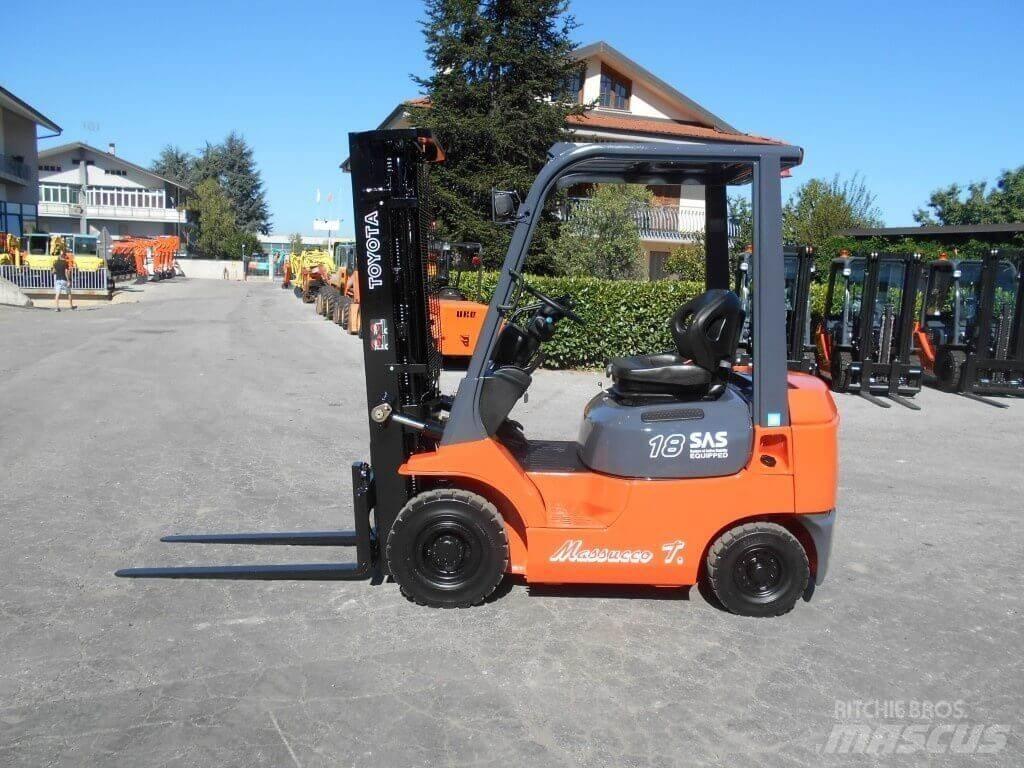 Toyota 02-7FDF18 Dyzeliniai krautuvai