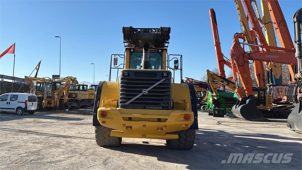 Volvo L180FHL Naudoti ratiniai krautuvai