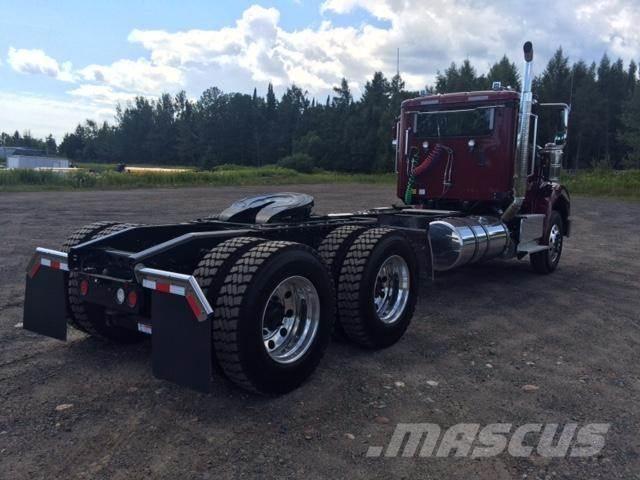 International HX Naudoti vilkikai