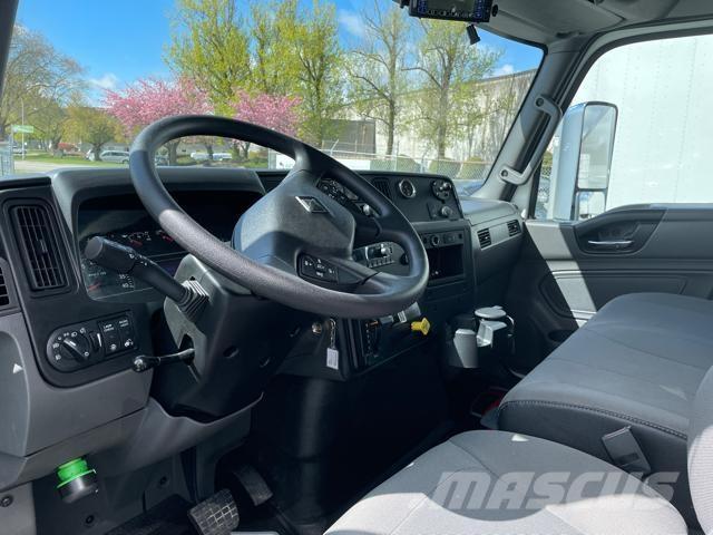 International MV Vilkikai šaldytuvai