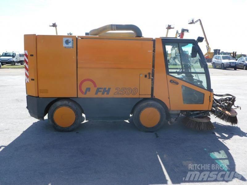 Aebi MFH 2500 Šlavimo sunkvežimiai