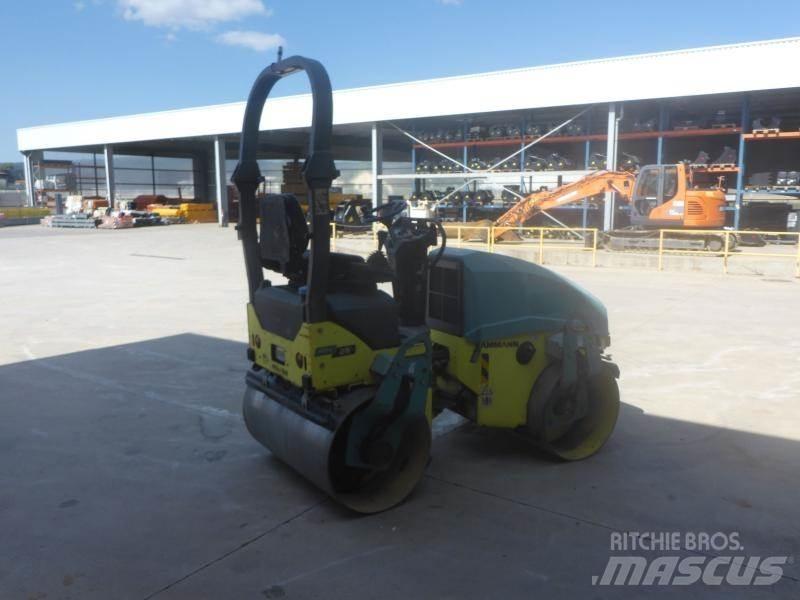 Ammann ARX26 Gruntiniai volai