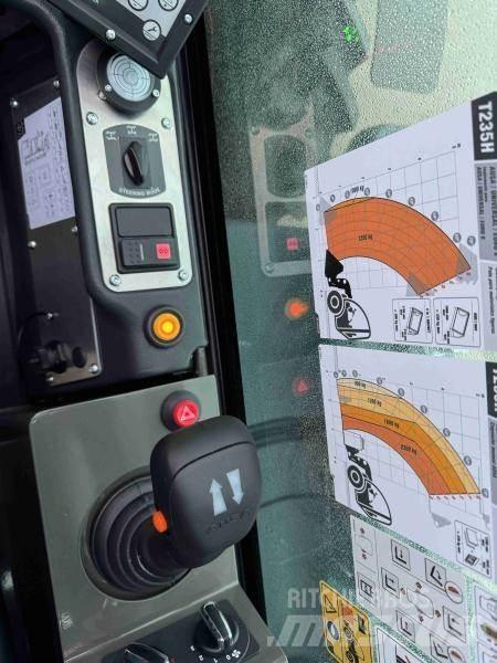 Ausa T235H Teleskopiniai krautuvai