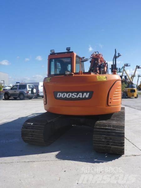 Doosan DX140LC Vikšriniai ekskavatoriai