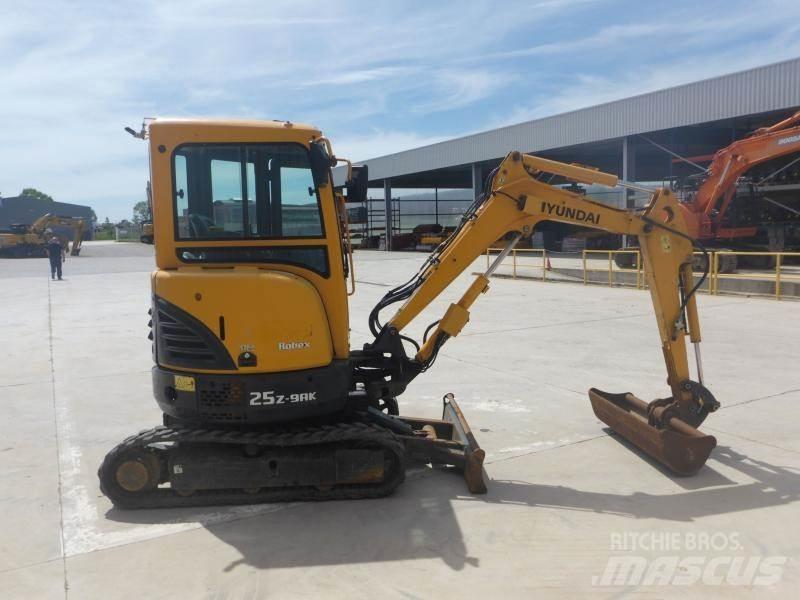 Hyundai R25Z-9A Mini ekskavatoriai < 7 t