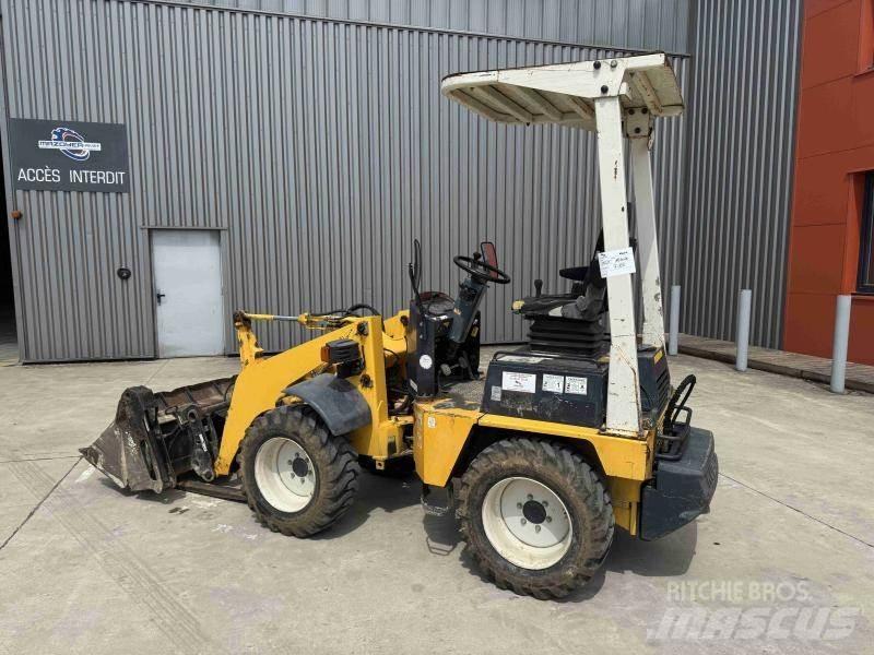 Kubota R310A Žemės ūkis - Kita