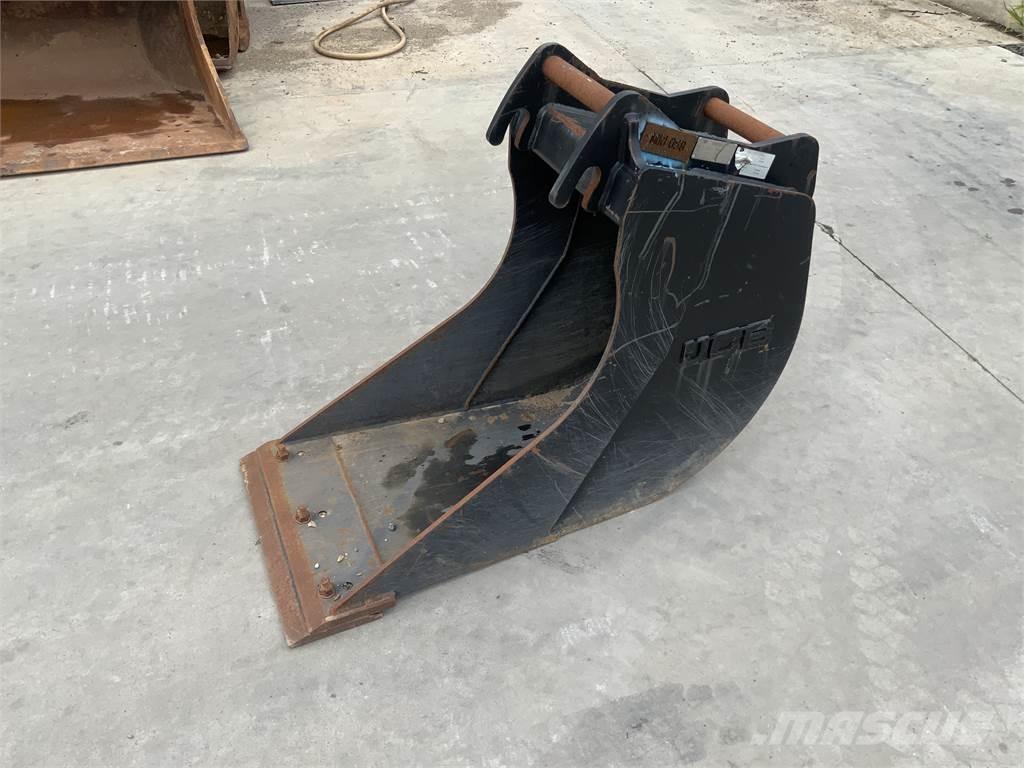 JCB 2ft bucket Žemės ūkis - Kita