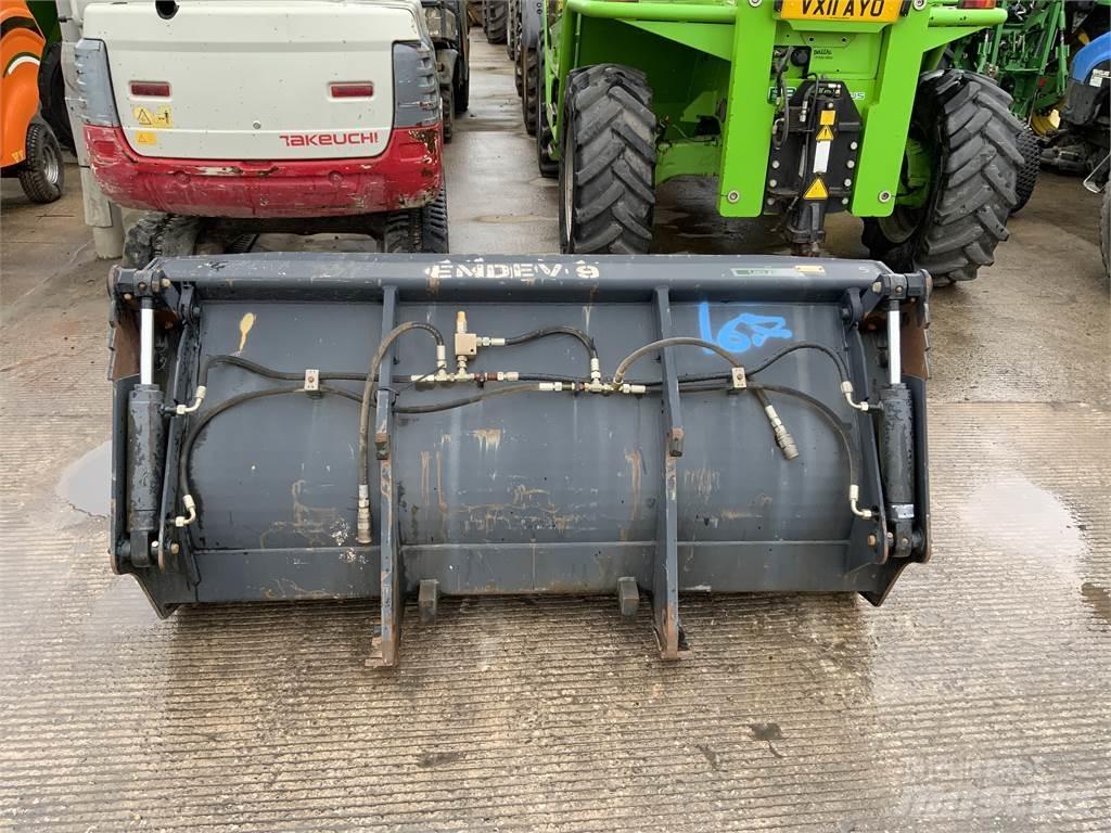 JCB 6FT 4 in 1 Bucket Žemės ūkis - Kita