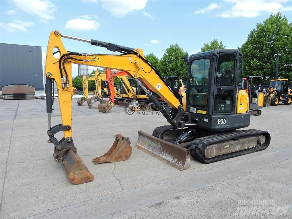 Bobcat E50 Statyba - Kita