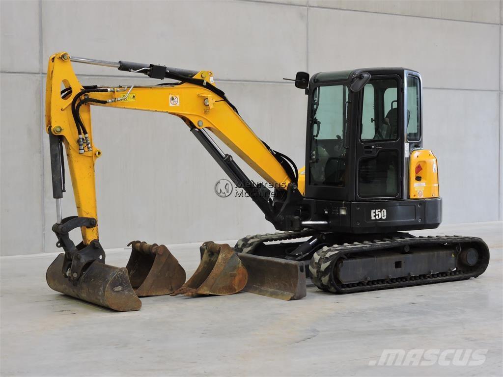 Bobcat E50 Statyba - Kita