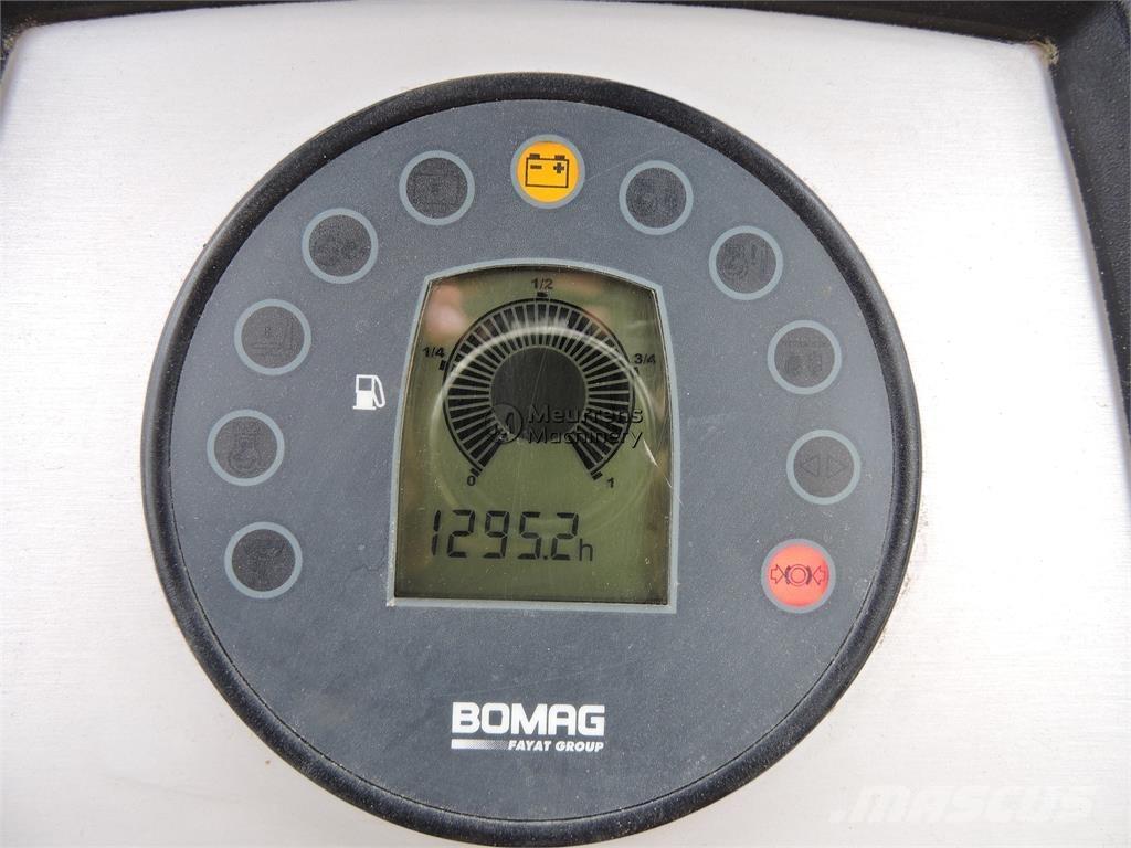 Bomag BW211D-4 GERMAN Kiti volai