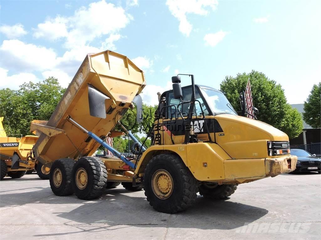 CAT 730 Karjeriniai savivarčiai