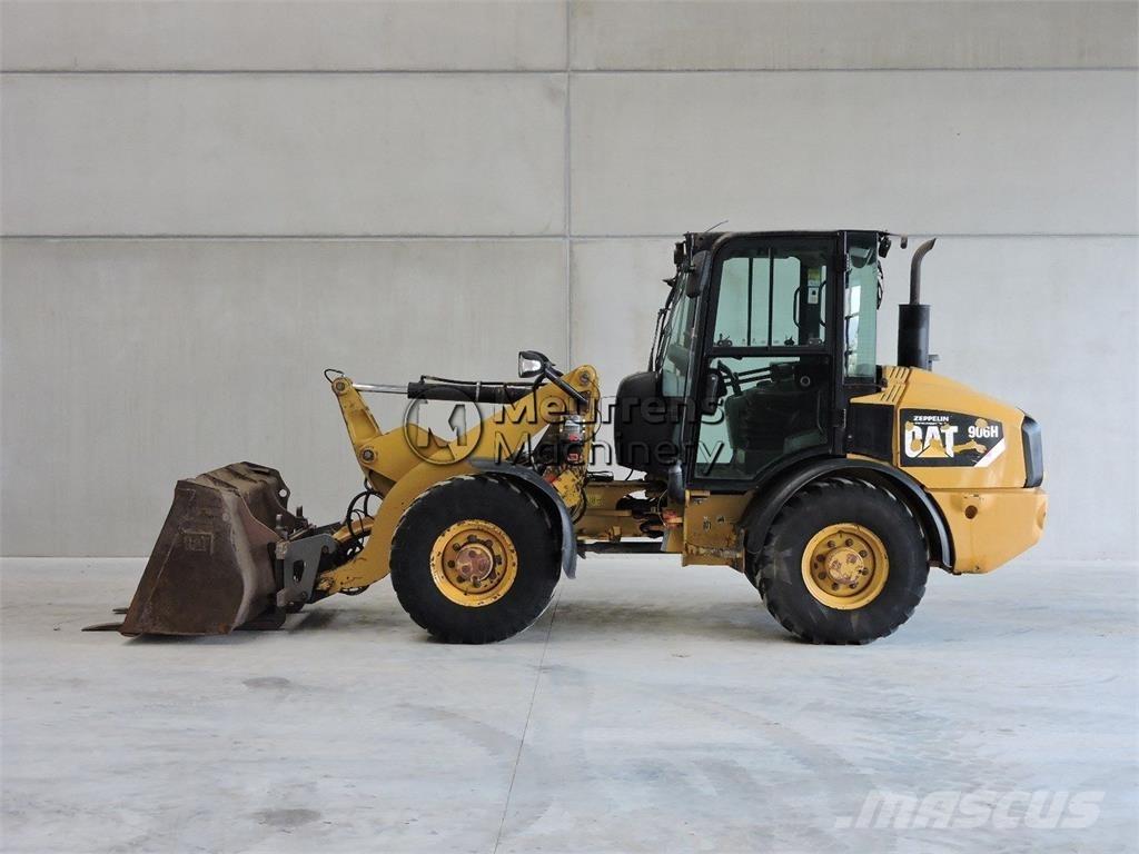 CAT 906 H + FORK Naudoti ratiniai krautuvai