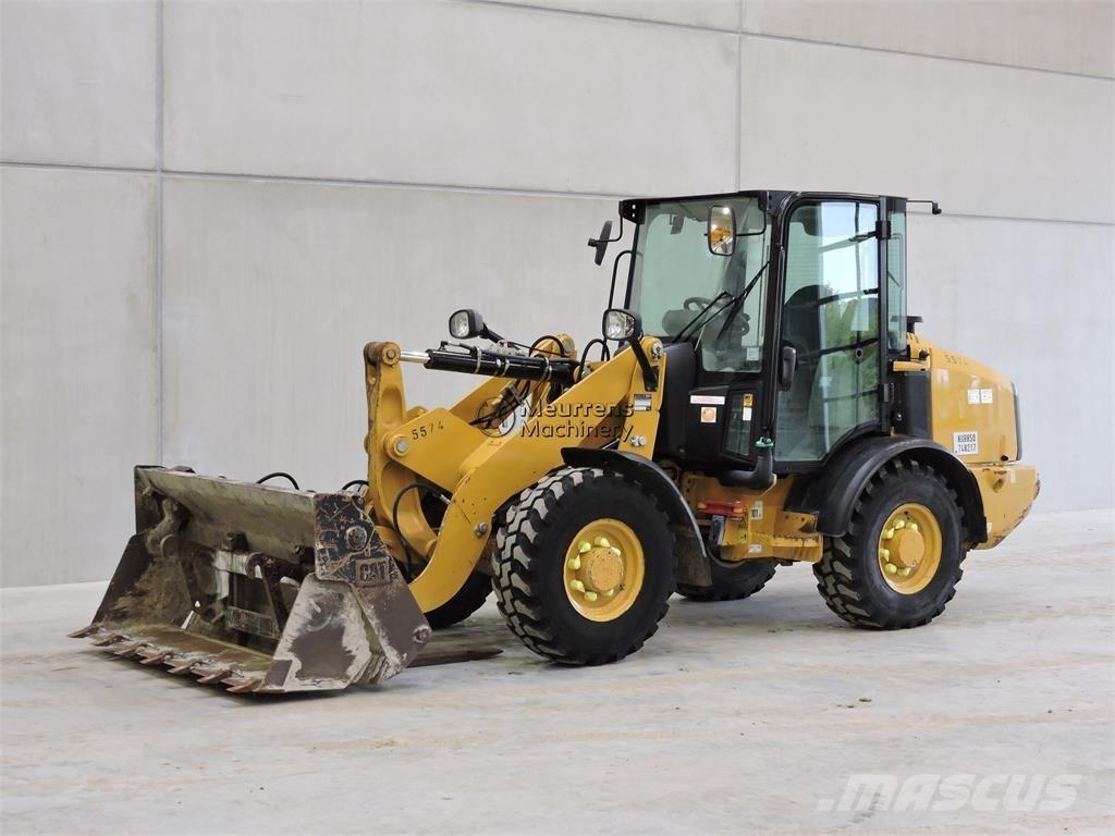 CAT 906M + FORK Naudoti ratiniai krautuvai
