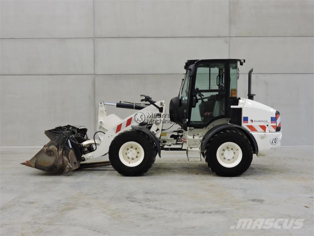 CAT 908M + FORK Naudoti ratiniai krautuvai