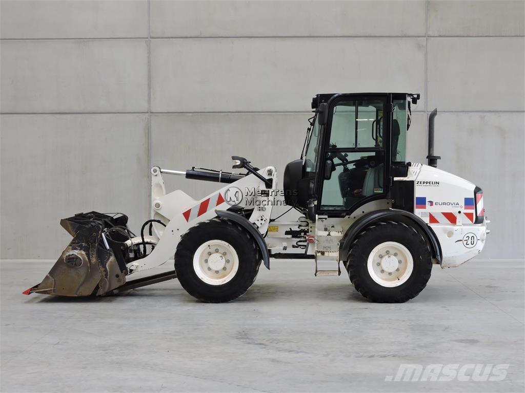 CAT 908M + FORK Naudoti ratiniai krautuvai