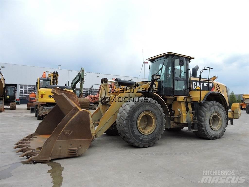 CAT 972M Naudoti ratiniai krautuvai