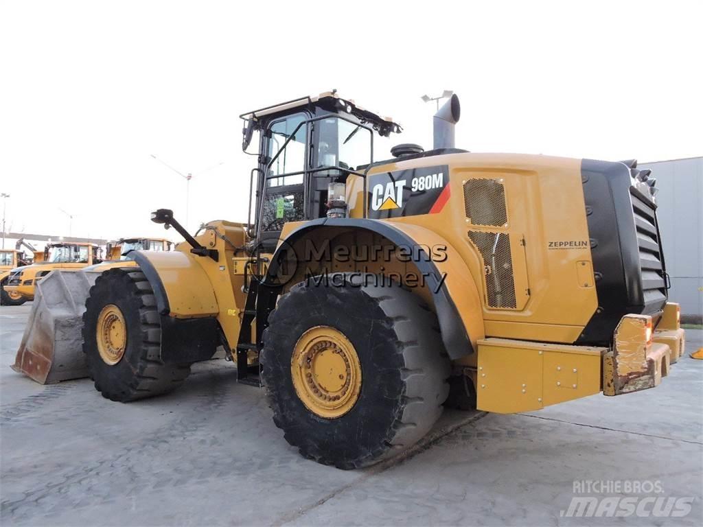 CAT 980M Naudoti ratiniai krautuvai