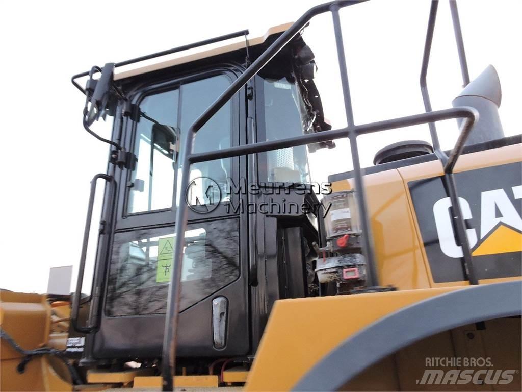 CAT 980M Naudoti ratiniai krautuvai