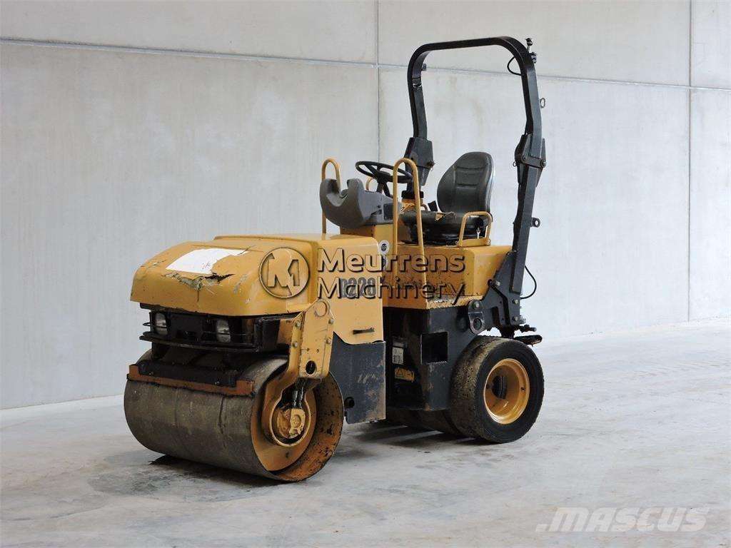 CAT CB225E Kiti volai