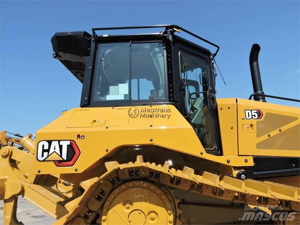 CAT D5 Buldozeriai