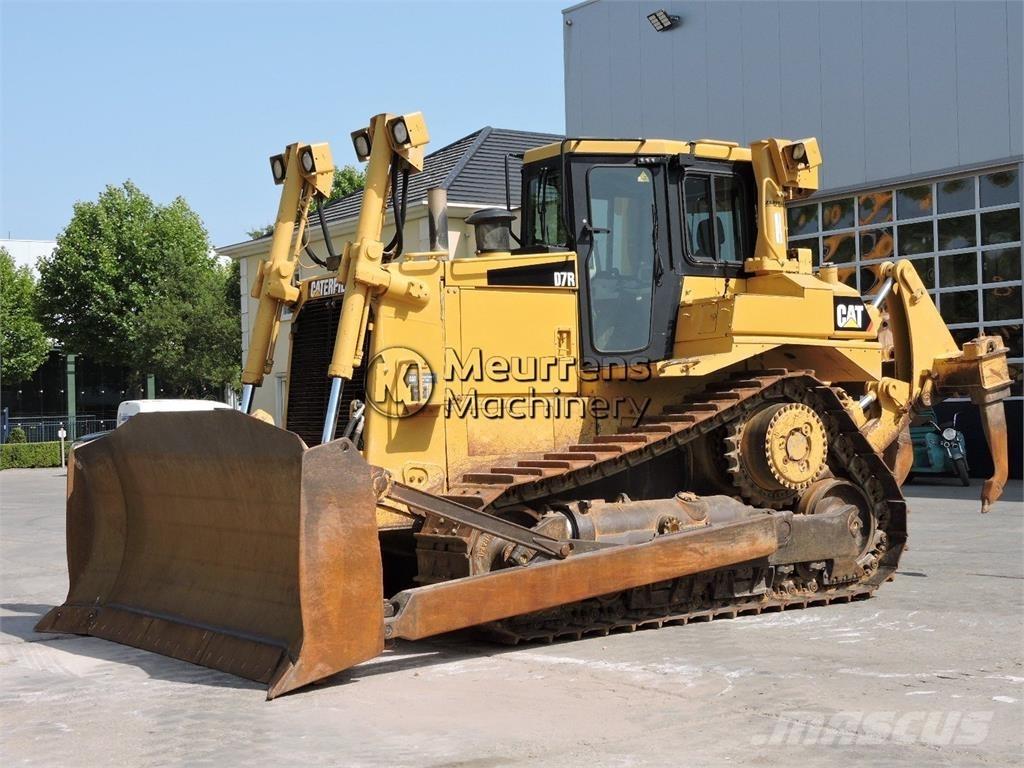 CAT D7R Buldozeriai