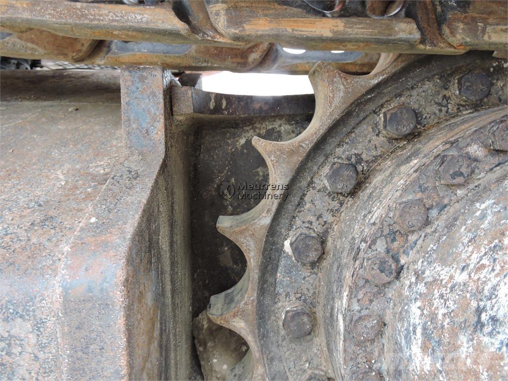 Hitachi ZX225 Vikšriniai ekskavatoriai