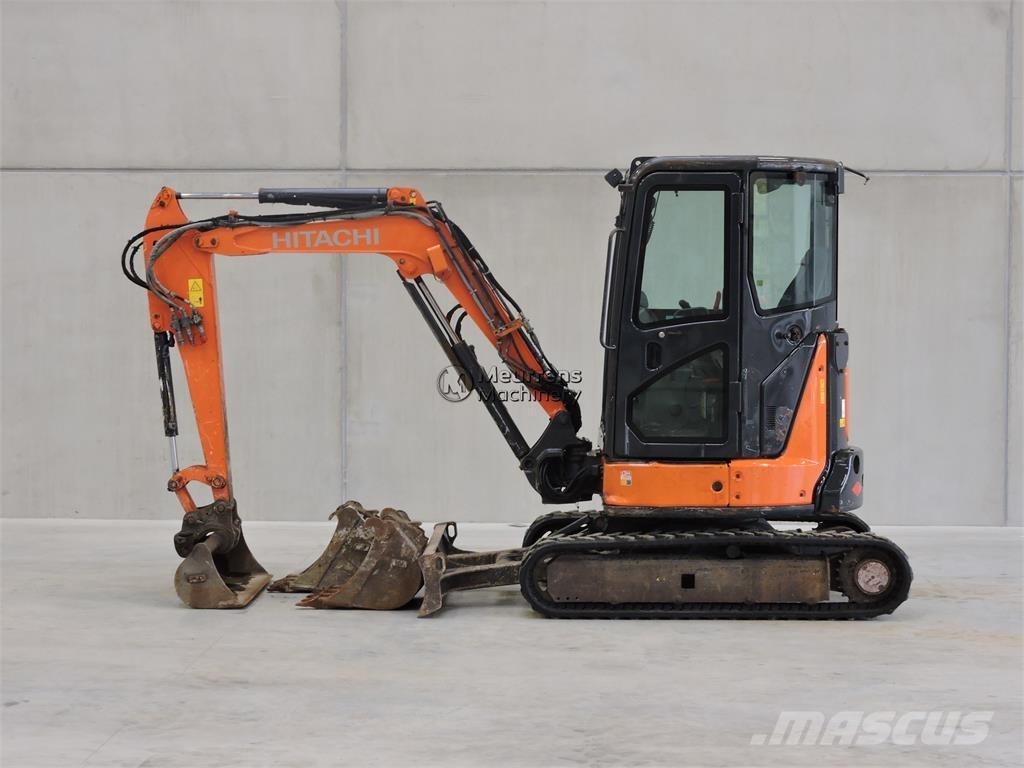 Hitachi ZX33U-5A Statyba - Kita