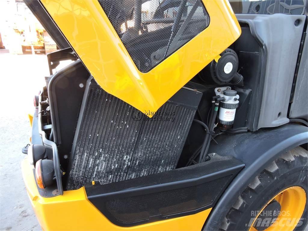 JCB 406 Naudoti ratiniai krautuvai