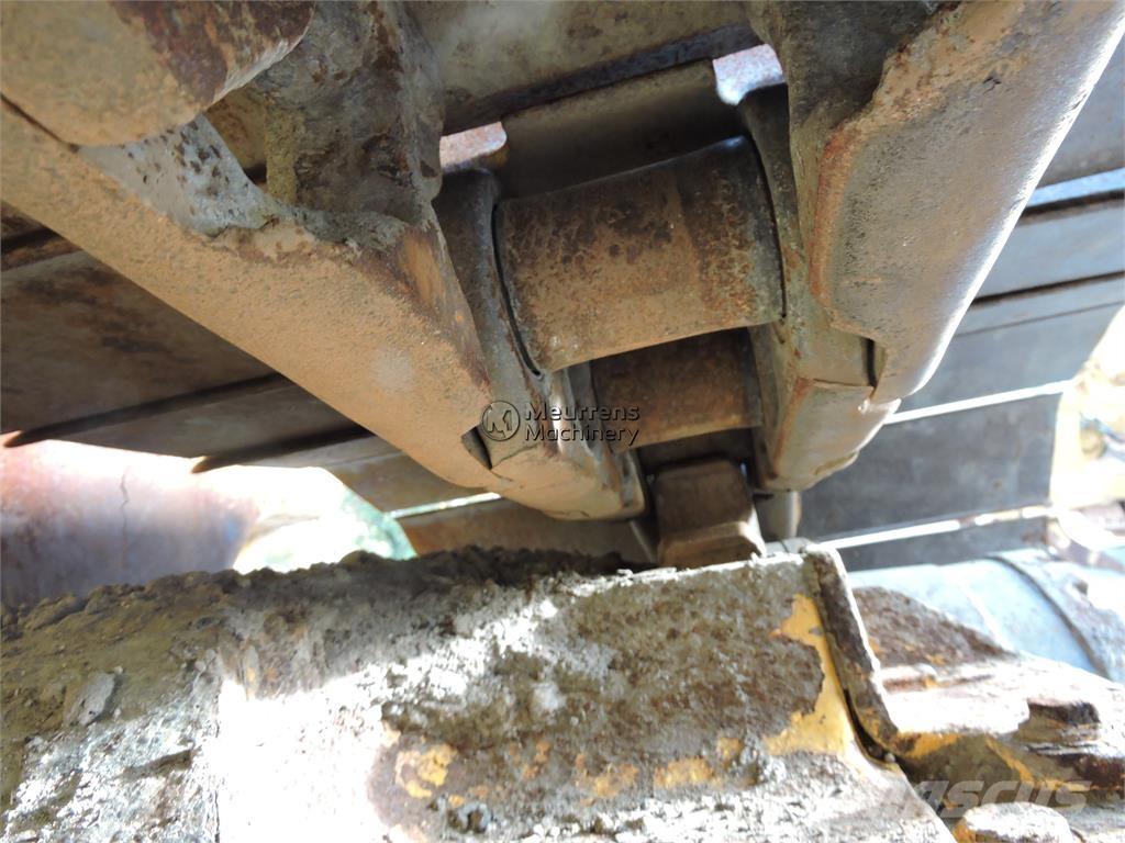 Komatsu D61PX-24 Buldozeriai