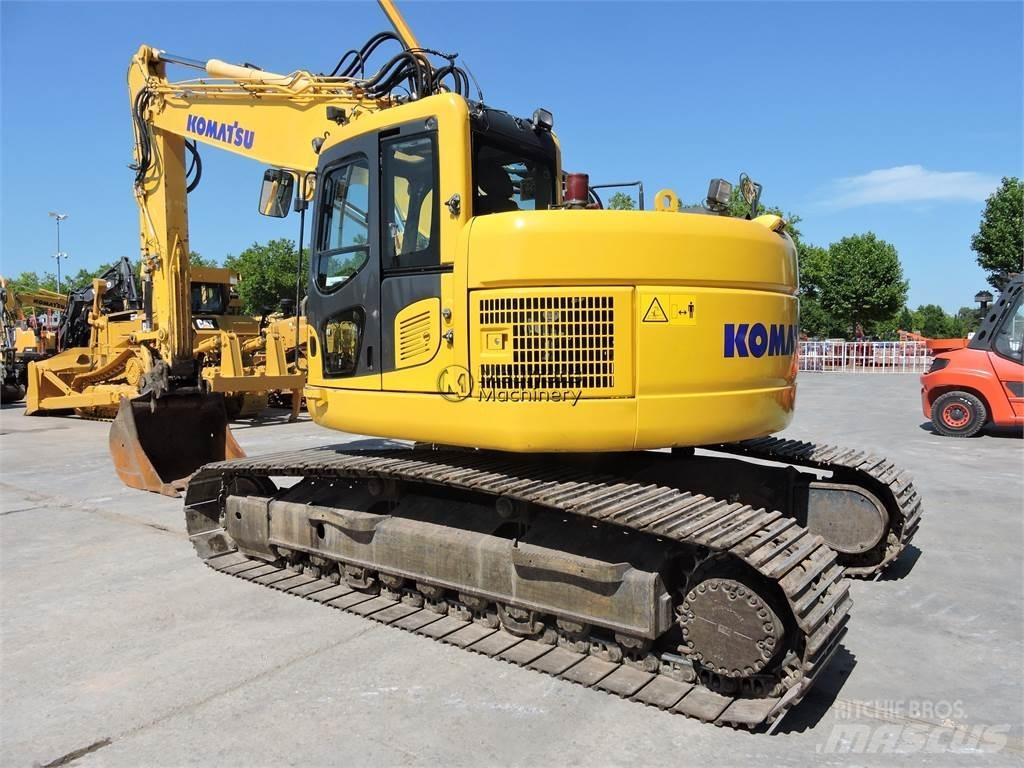 Komatsu PC228 Vikšriniai ekskavatoriai