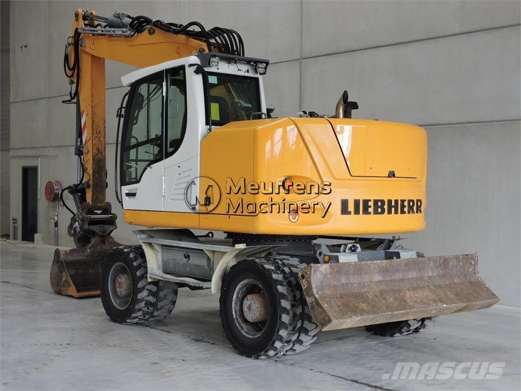 Liebherr A918 Ratiniai ekskavatoriai