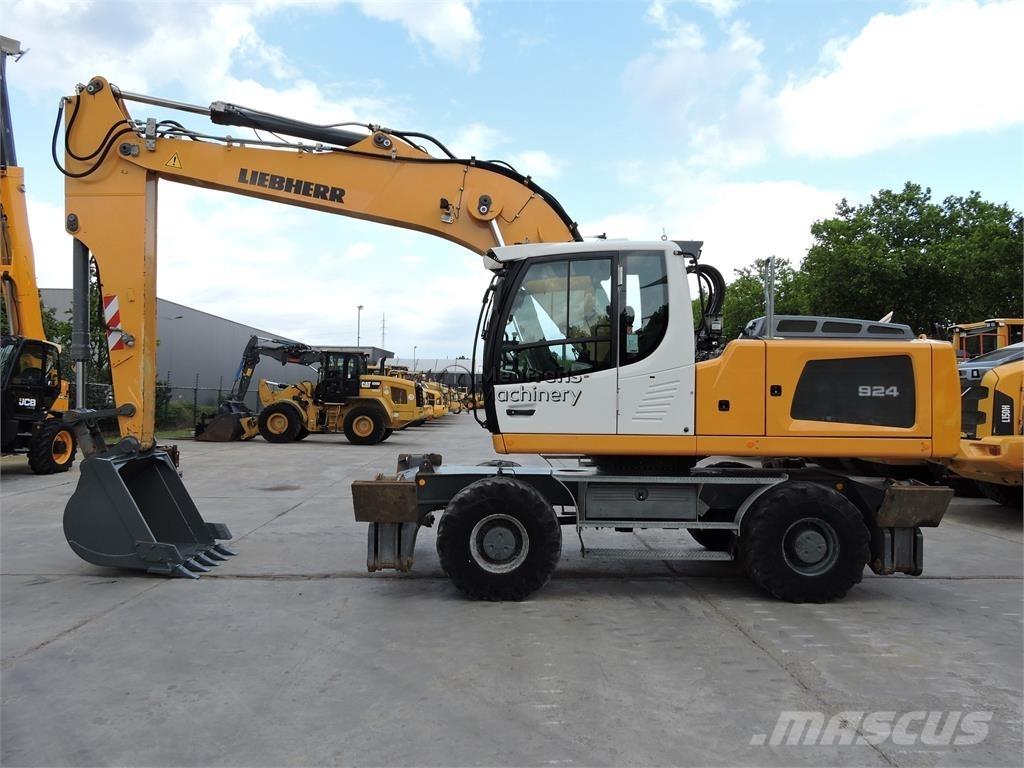 Liebherr A924 Ratiniai ekskavatoriai