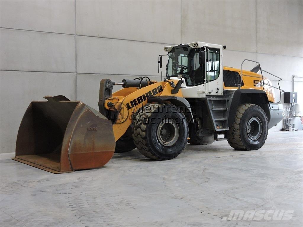 Liebherr L580 X Power Naudoti ratiniai krautuvai