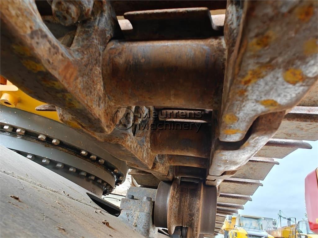 Liebherr R936 NLC Vikšriniai ekskavatoriai