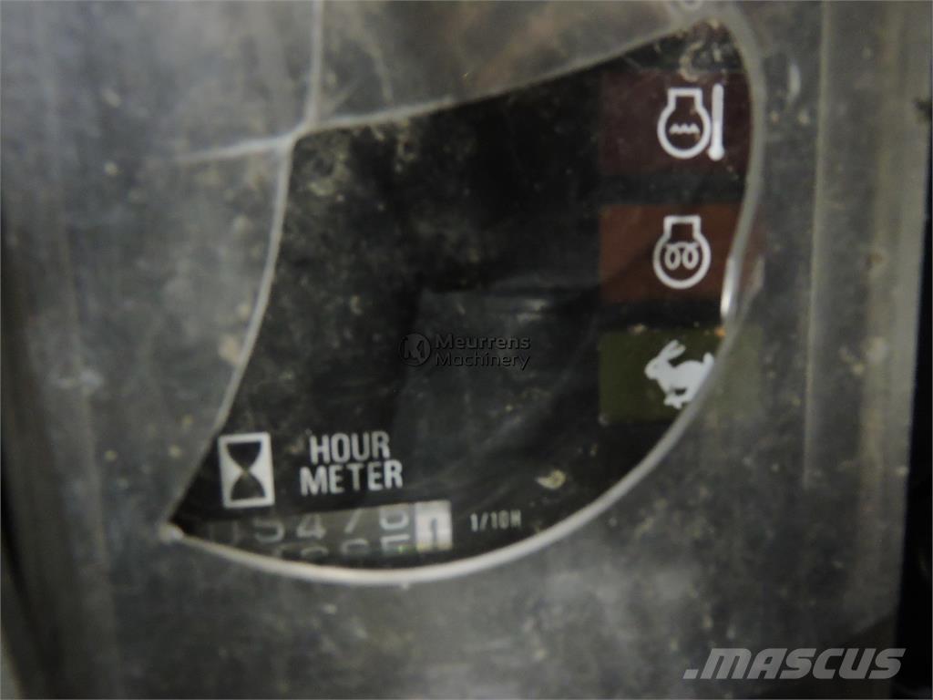 Takeuchi TB016 Statyba - Kita