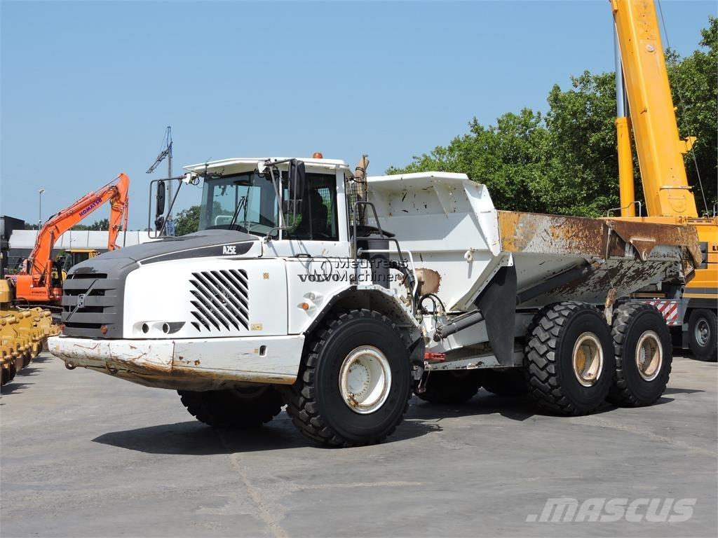 Volvo A25E Karjeriniai savivarčiai