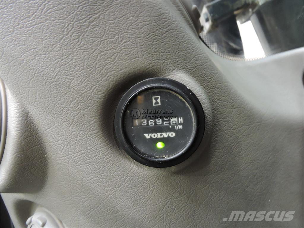 Volvo EW140C Ratiniai ekskavatoriai