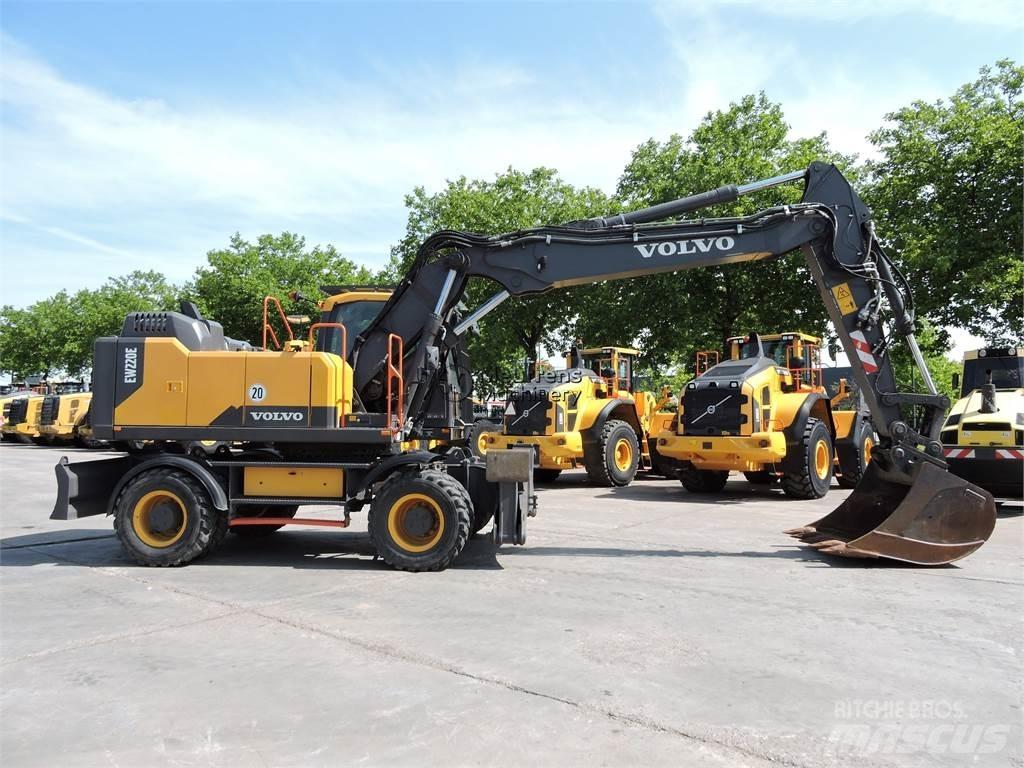 Volvo EW220E GERMAN Ratiniai ekskavatoriai