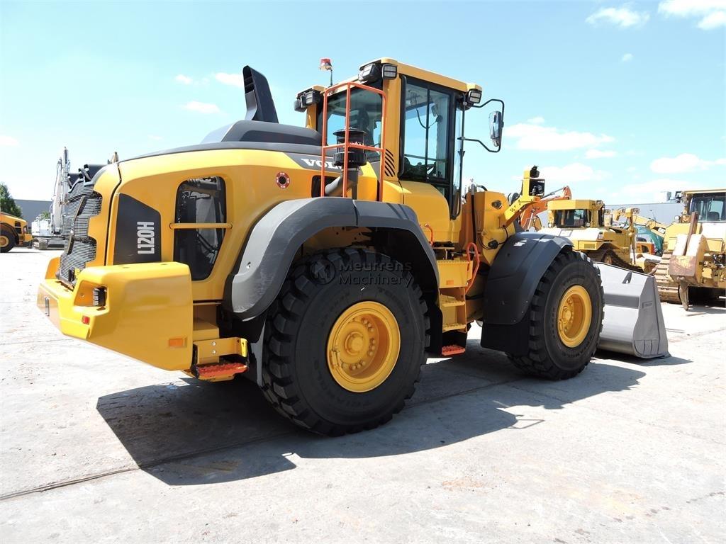 Volvo L120H Naudoti ratiniai krautuvai